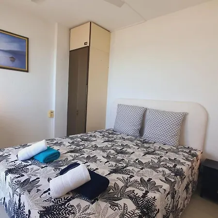 Beau T2 Vue A L'infini ! Avec Garage Prive - Rossiconciergerie - Linge Inclus Apartment